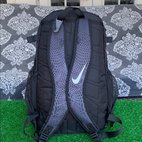 NIKE MEN’S backpack - Picture 9 of 16